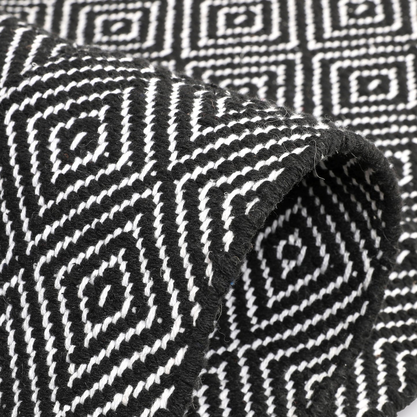 Cotton Area Rug Woven Black White argyle Frills 1188